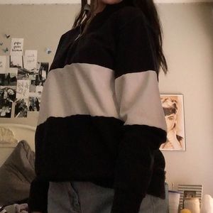 brandy melville sweater